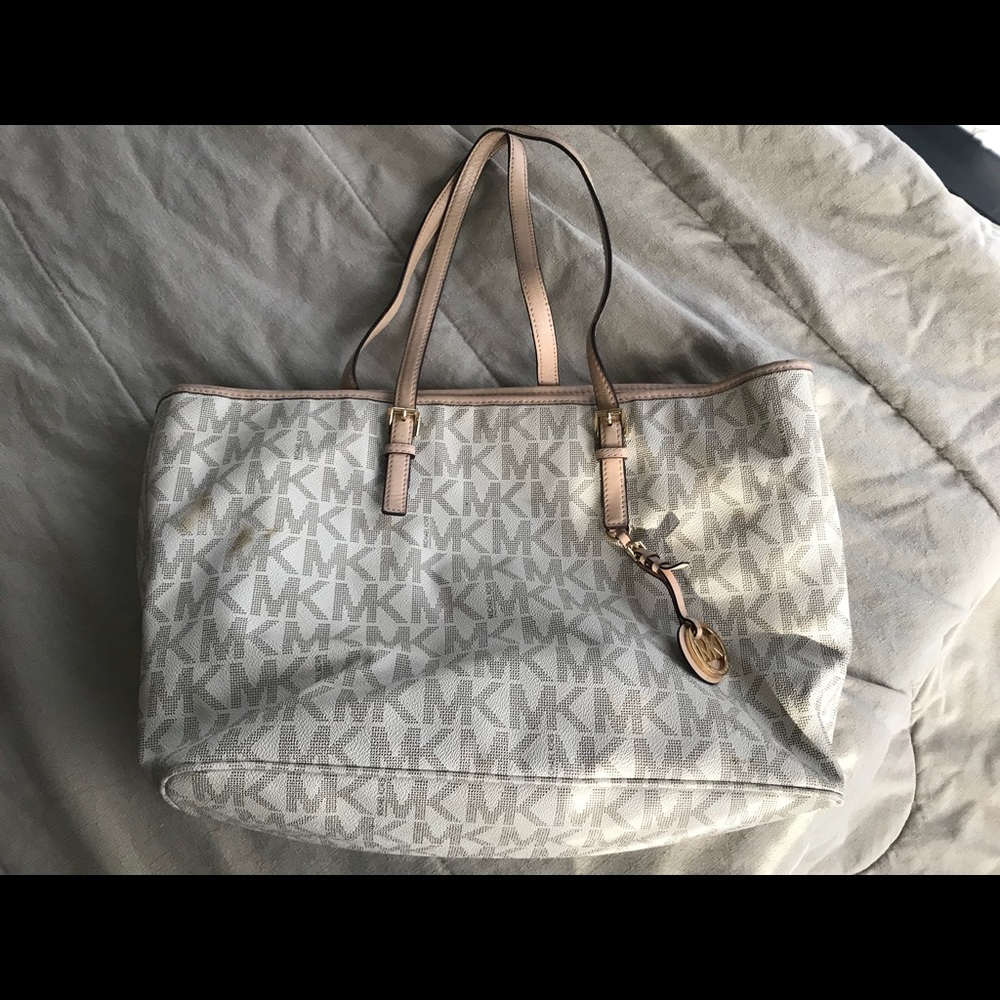 MK tote